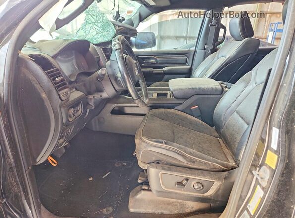1C6RREHT3KN894890 2019 RAM 1500 Black Dashboard view