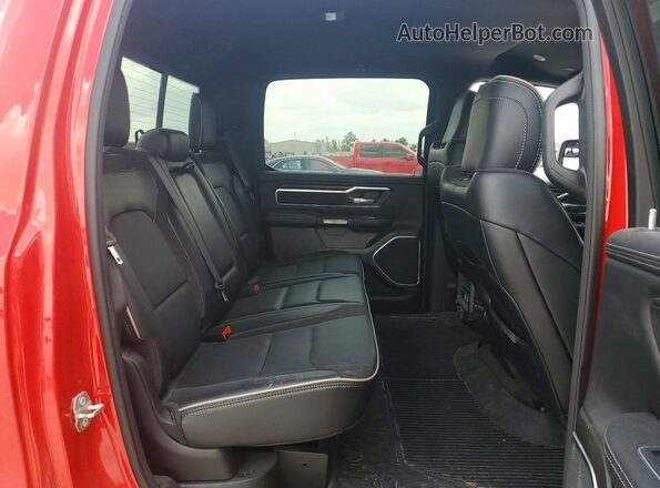 1C6RREJT2PN670415 2023 RAM 1500 Red Вид задньої частини салону