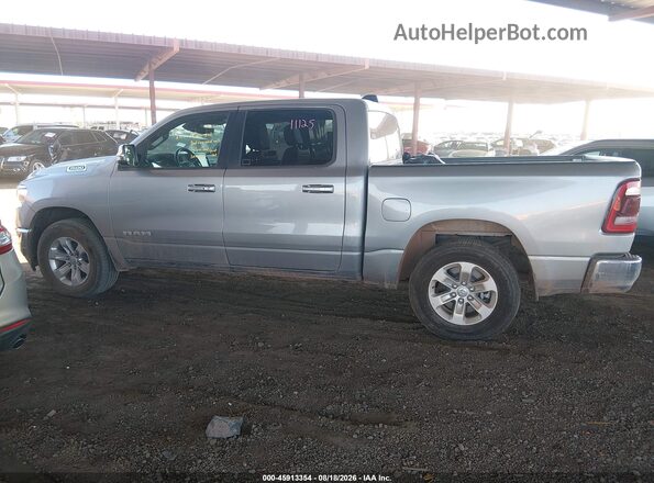 1C6RREJT7RN220343 2024 RAM 1500 Gray Rear interior view