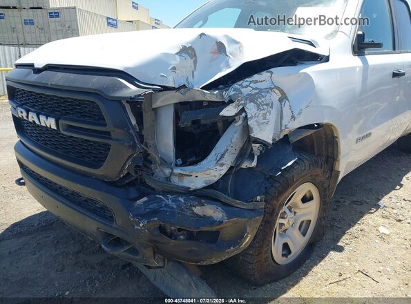 1C6RRFCG0MN714137 2021 RAM 1500 White Front view