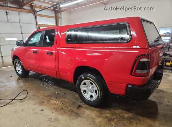 1C6RRFCG1PN546416 2023 RAM 1500 Red VIN կոդի պիտակի տեսք