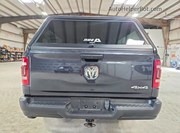1C6RRFCG2MN714284 2021 RAM 1500 Black Widok z tyłu