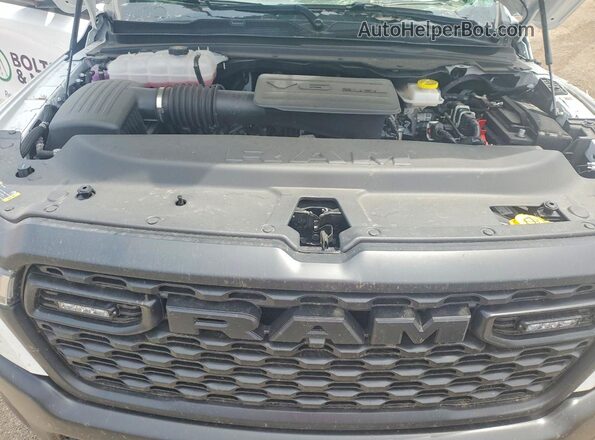 1C6RRFCG3TN247696 2026 RAM 1500 White უკანა სალონის ხედი