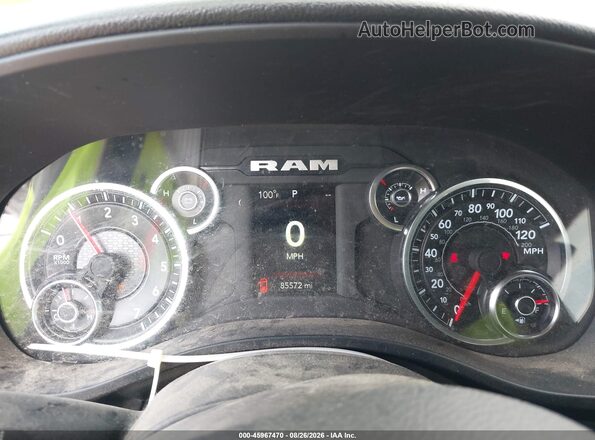 1C6RRFCG4PN660023 2023 RAM 1500 White Widok tylnych siedzeń