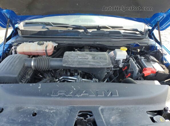 1C6RRFFG2NN450044 2022 RAM 1500 Blue Widok wnętrza z tyłu