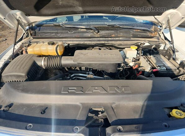 1C6RRFFG4LN297969 2020 RAM 1500 White Вид задньої частини салону