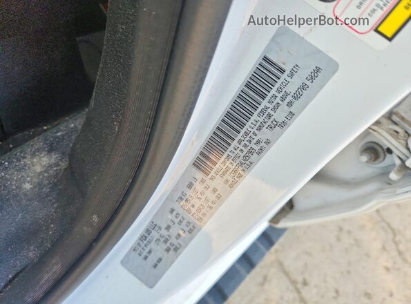 1C6RRFFG4LN297969 2020 RAM 1500 White Вид підкапотного простору