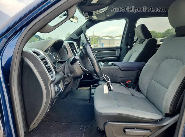 1C6RRFFG4MN603778 2021 RAM 1500 Blue Vista interior delantera