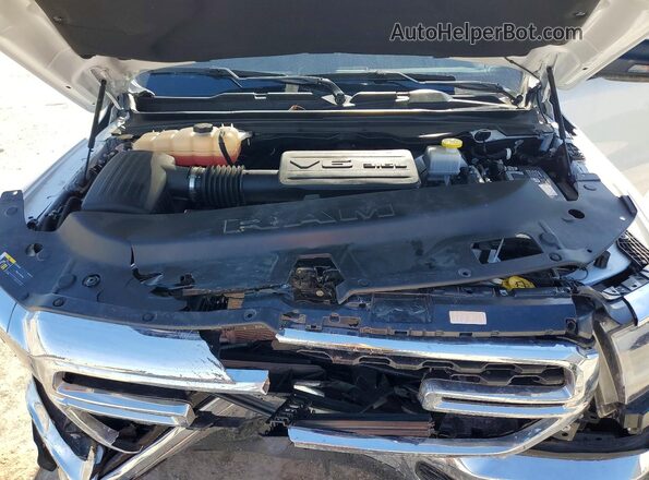 1C6RRFFG4PN692496 2023 RAM 1500 White Սալոնի հետևի տեսք