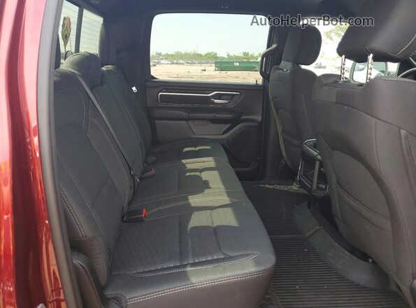 1C6RRFFG4SN732410 2025 RAM 1500 Burgundy Вид задніх сидінь