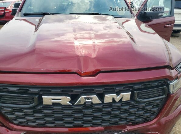 1C6RRFFG4SN732410 2025 RAM 1500 Burgundy Вид задньої частини салону