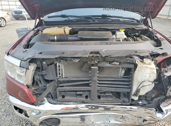 1C6RRFFG5KN817286 2019 RAM 1500 Burgundy Widok komory silnika