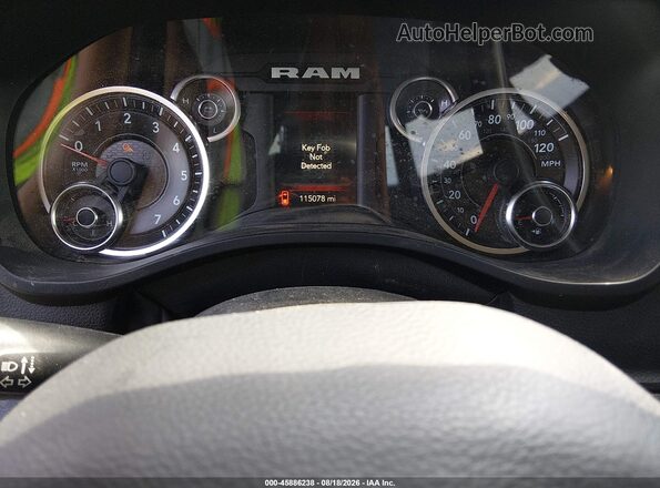 1C6RRFFG6KN912262 2019 RAM 1500 White Вид задніх сидінь