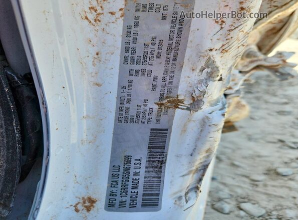 1C6RRFGG5SN676699 2025 RAM 1500 White ძრავის განყოფილების ხედი