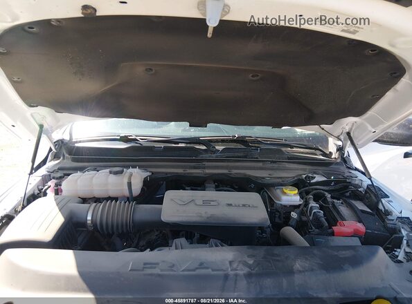 1C6RRFGG5SN775944 2025 RAM 1500 White Widok z tyłu