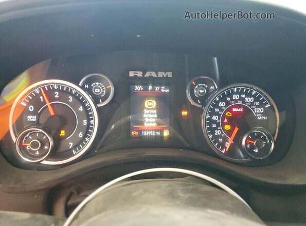 1C6RRFGG9PN638657 2023 RAM 1500 White Вид щитка приладів