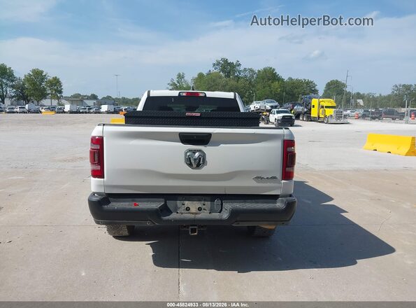 1C6RRFNG4MN754119 2021 RAM 1500 White 