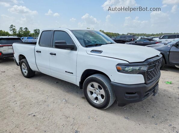 1C6SRECG9TN250582 2026 RAM 1500 Белый Передняя правая четверть