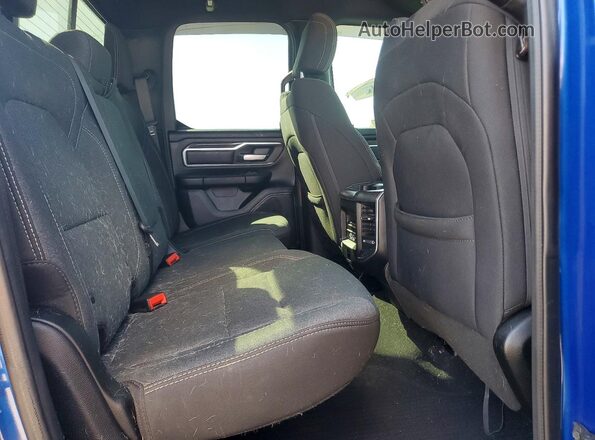 1C6SRFBT0KN655927 2019 RAM 1500 Синий Вид задних сидений