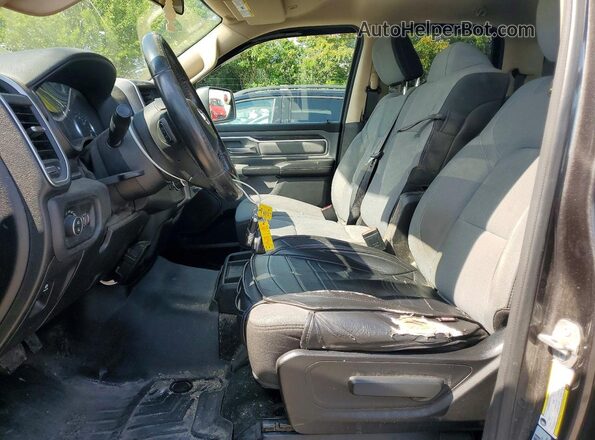 1C6SRFBT0KN915873 2019 RAM 1500 Gray Սալոնի դիմացի տեսք