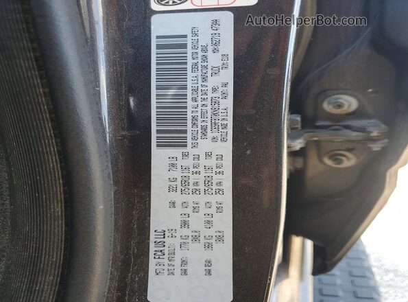 1C6SRFBT0KN915873 2019 RAM 1500 Gray Շարժիչի բաժամունքի տեսք