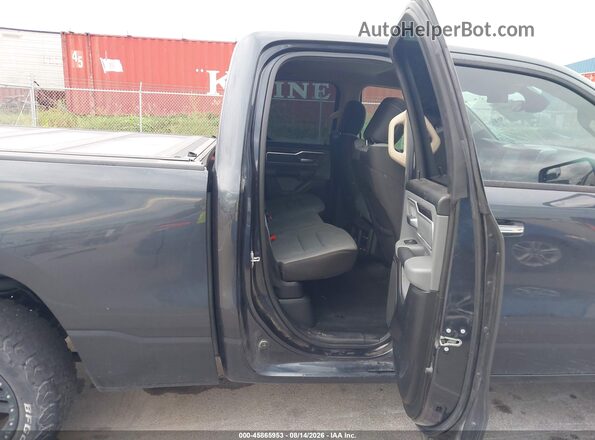 1C6SRFBT1LN198451 2020 RAM 1500 Gray VIN կոդի պիտակի տեսք