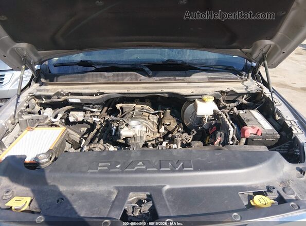 1C6SRFBT2KN821428 2019 RAM 1500 Silver Vista trasera