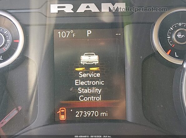 1C6SRFBT2KN821428 2019 RAM 1500 Silver Vista de los asientos traseros