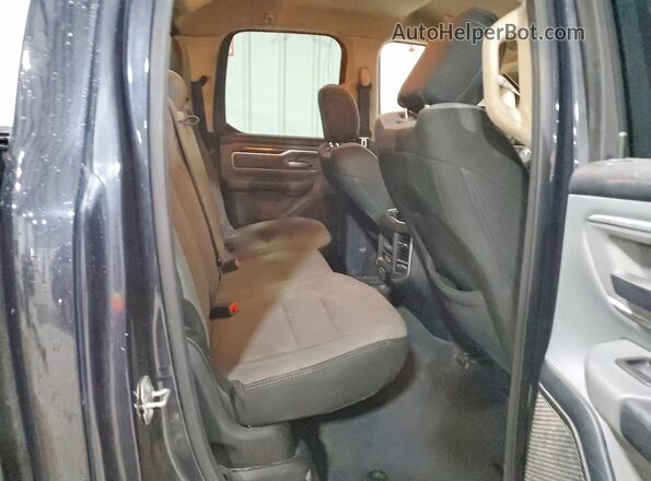 1C6SRFBT2LN279829 2020 RAM 1500 Blue Vista de los asientos traseros