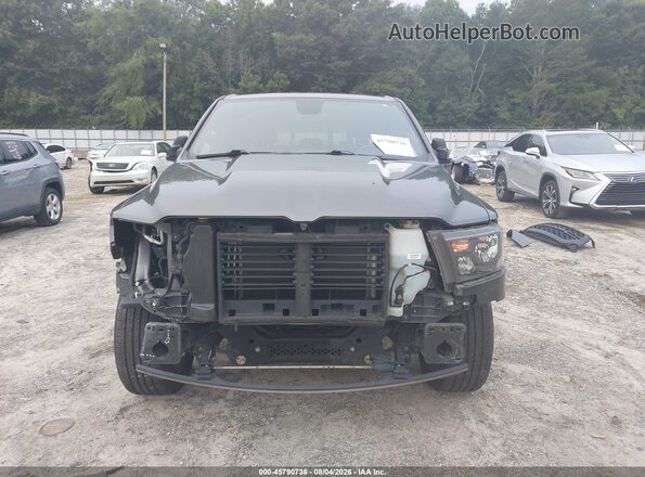1C6SRFBT3NN138514 2022 RAM 1500 Black Widok wnętrza z tyłu