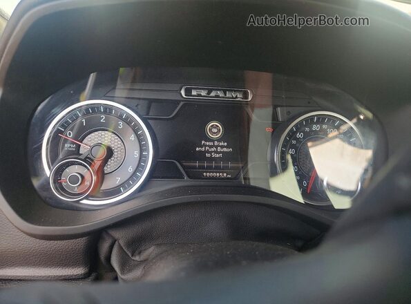 1C6SRFBT4LN383092 2020 RAM 1500 White Instrument cluster view