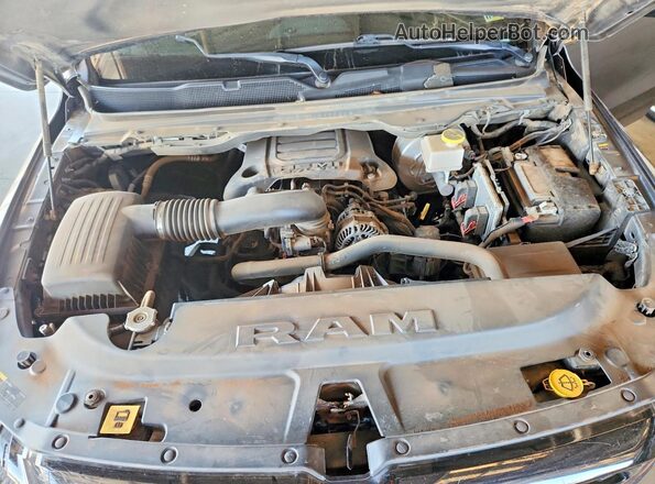 1C6SRFBT6NN206384 2022 RAM 1500 Gray Սալոնի հետևի տեսք