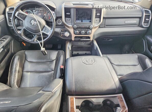 1C6SRFDT5LN281071 2020 RAM 1500 Black Առջևի վահանակի տեսք