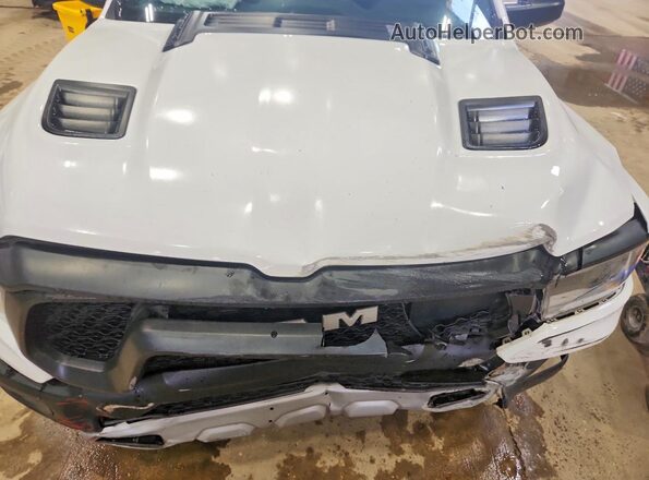 1C6SRFET8LN258141 2020 RAM 1500 White Սալոնի հետևի տեսք