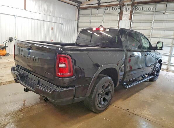 1C6SRFFP1SN537592 2025 RAM 1500 Черный Задняя правая четверть