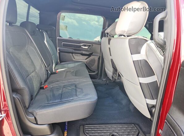 1C6SRFFP4SN720369 2025 RAM 1500 Темно-бордовый Вид задних сидений
