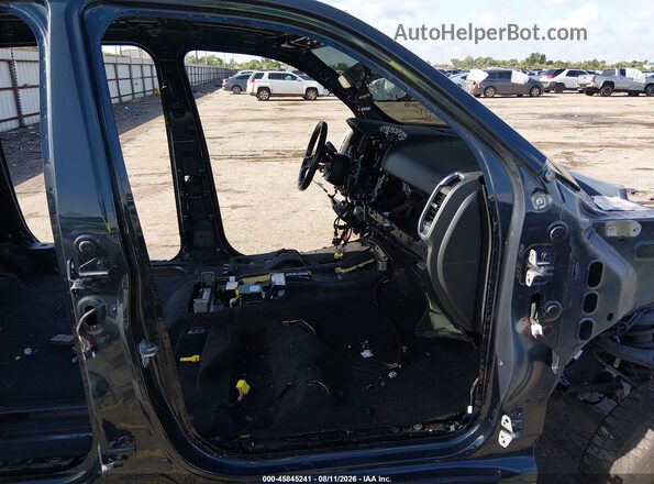 1C6SRFFP5SN766082 2025 RAM 1500 Черный Вид салона спереди