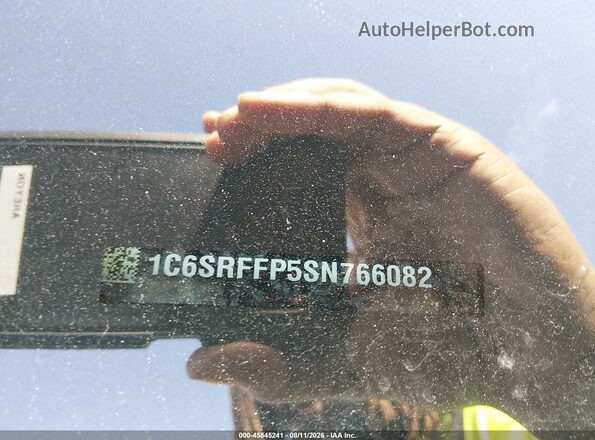 1C6SRFFP5SN766082 2025 RAM 1500 Черный Вид подкапотного пространства