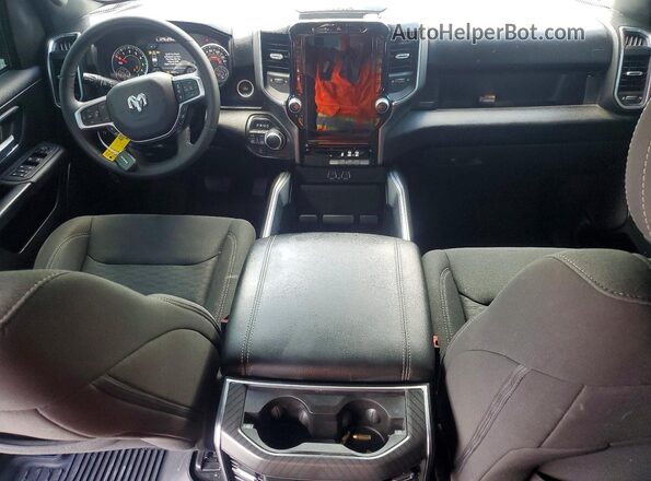1C6SRFFP6SN536096 2025 RAM 1500 Black წინა პანელის ხედი