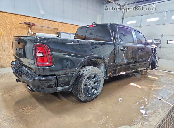 1C6SRFFP8SN618346 2025 RAM 1500 Black უკანა მარჯვენა