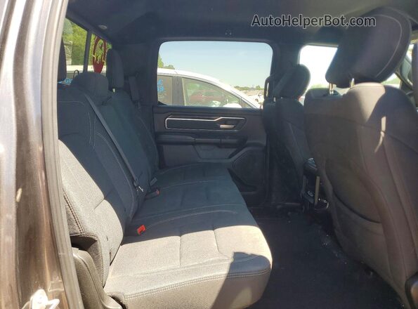 1C6SRFFT0KN565686 2019 RAM 1500 Black Rear seats view