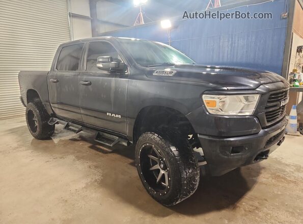 1C6SRFFT0KN676108 2019 RAM 1500 Blue Widok naklejki z numerem VIN