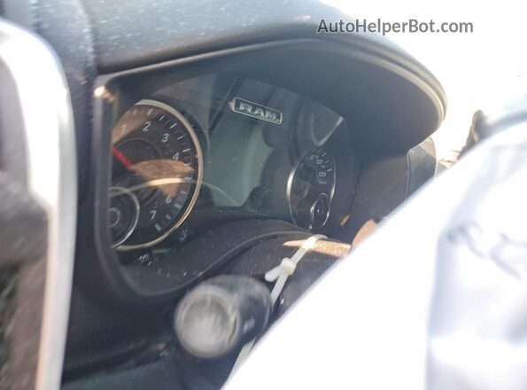 1C6SRFFT0KN823964 2019 RAM 1500 Gray ხელსაწყოთა პანელის ხედი
