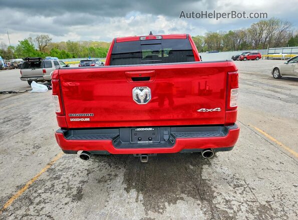 1C6SRFFT0NN411970 2022 RAM 1500 Red Widok z tyłu
