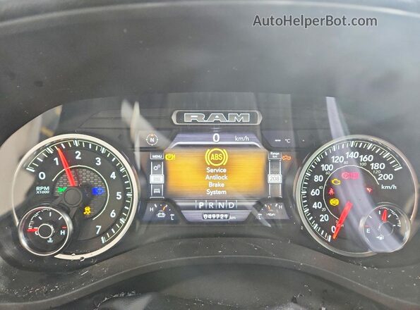 1C6SRFFT0NN453622 2022 RAM 1500 Gray Instrument cluster view