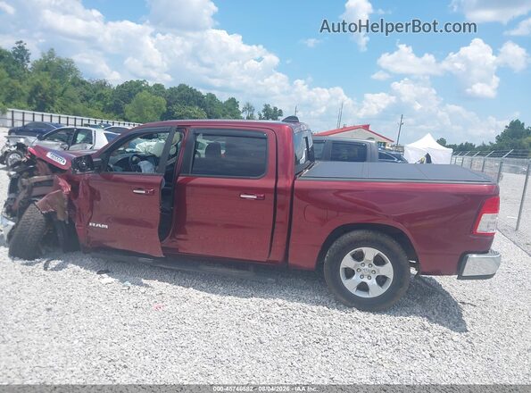 1C6SRFFT1KN668583 2019 RAM 1500 Темно-бордовый Вид задней части салона