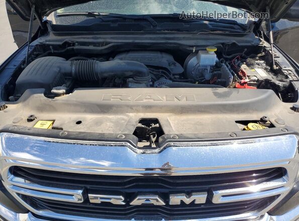 1C6SRFFT1LN103834 2020 RAM 1500 Black Vista interior trasera