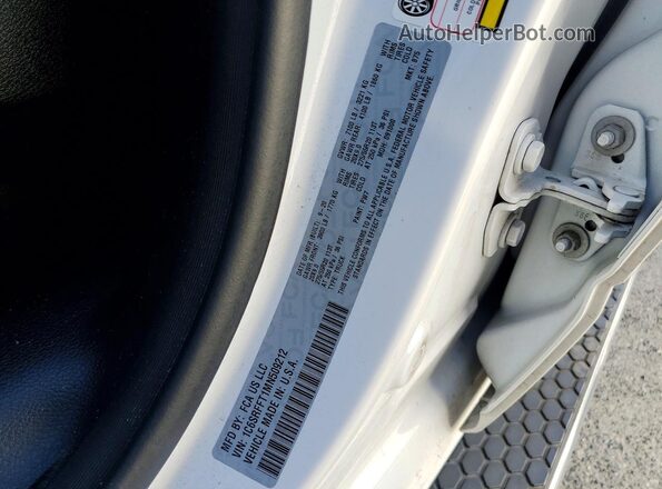 1C6SRFFT1MN509212 2021 RAM 1500 White ძრავის განყოფილების ხედი