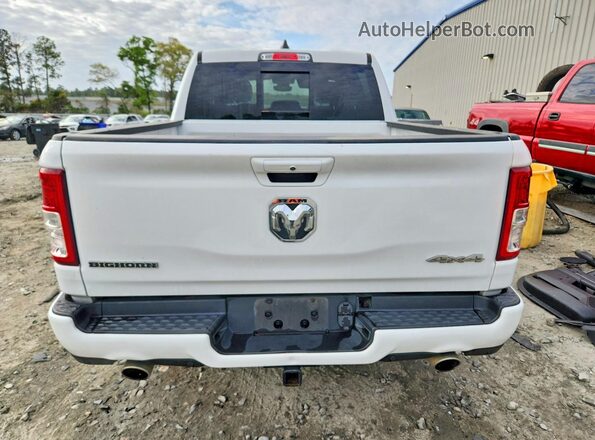 1C6SRFFT1NN424338 2022 RAM 1500 Белый Вид сзади