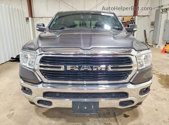 1C6SRFFT2KN668821 2019 RAM 1500 Gray Вид спереду